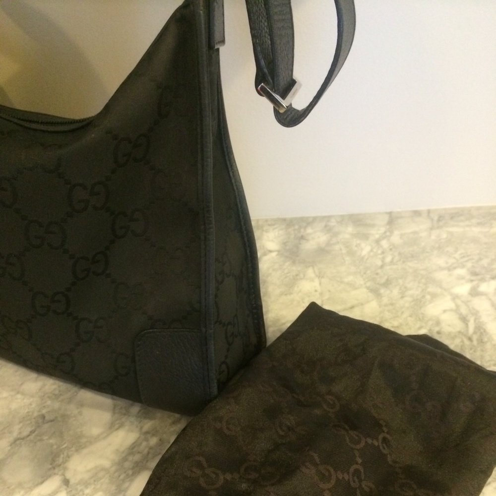Black Gucci canvas handbag - Picture 3 of 16